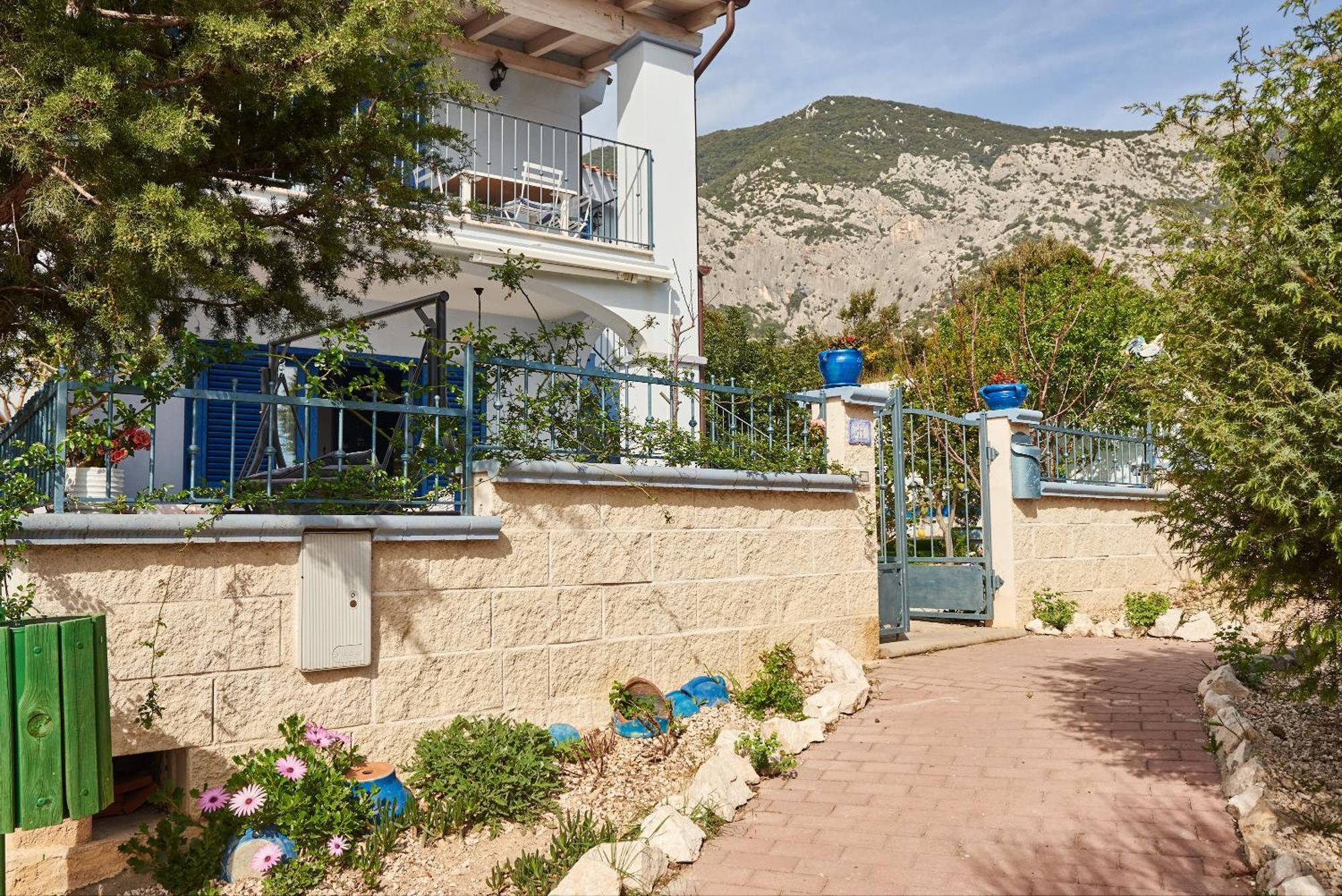 Casa Azzurra Apartment Cala Gonone Exterior photo